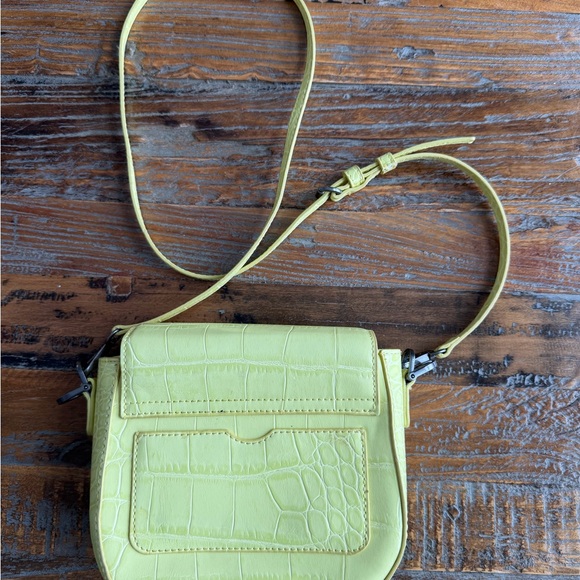 Zara Lime Croc-Embossed Crossbody Bag - Picture 2 of 7